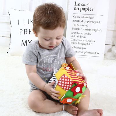 jouet-bebe-12-mois-cubeA
